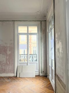 —- Sublimer l’existant —- ⁣

En cette nouvelle année 2026, j’ai décidé d’opérer quelques changements sur la page en vous faisant des publications avec mes photos de chantiers. Je les réservais uniquement pour les stories mais dorénavant, elles auront une place permanente car oui le chantier c’est beau ! 

#decorationinterieur #decoration #deco #decoaddict #decor office officedesign renovation officedecoration rouenlemag avantapres architectedinterieur decoratricedinterieur decoratrice avantaprès lamaisonrouennaise architecteinterieurrouen renovationmaison rouen paris architectedinterieurrouen bureaux officedesign salleamanger avantaprestravaux avantapres projet ⁣office mairiederouen